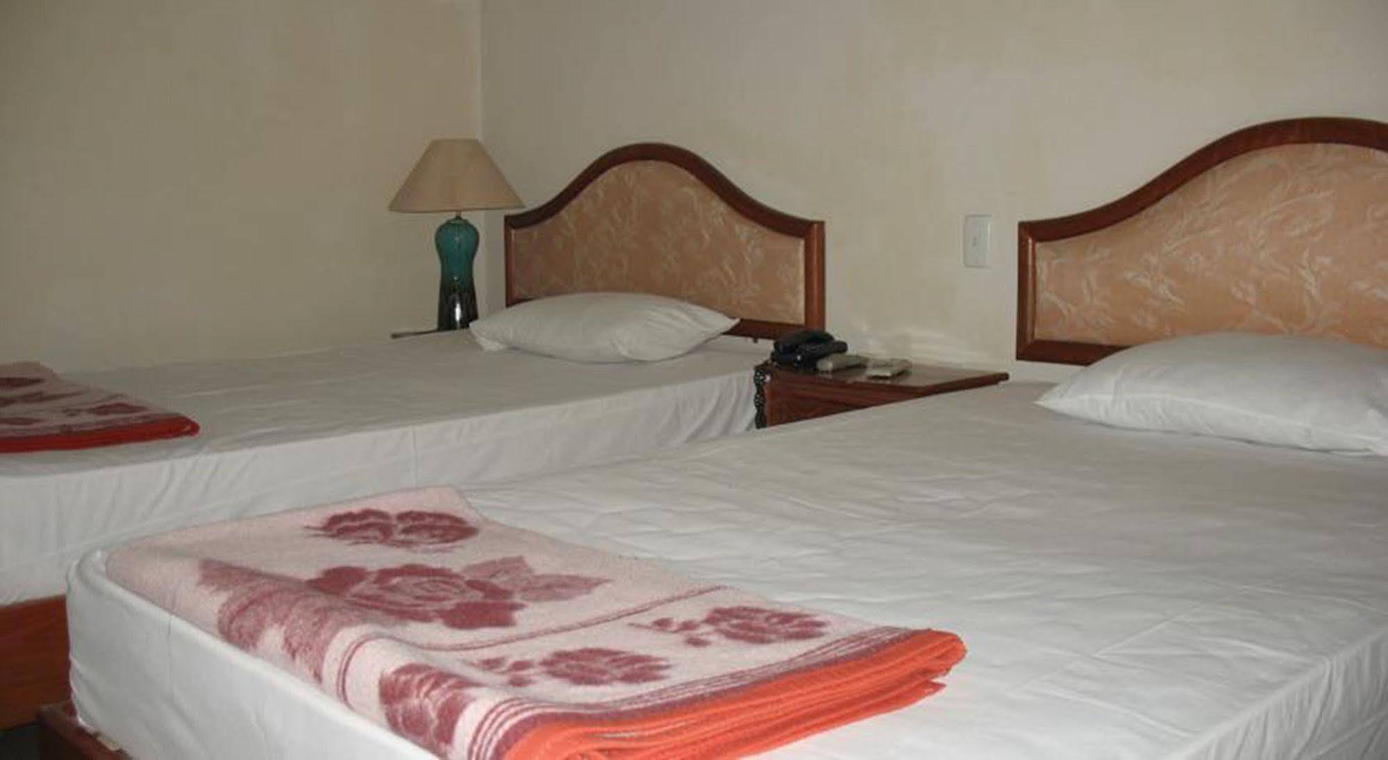 Ngu Binh Hue Hotel Exterior foto